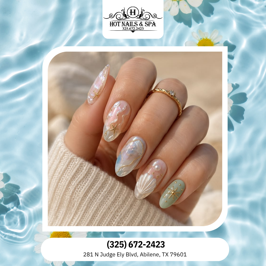 Hot Nails & Spa logo