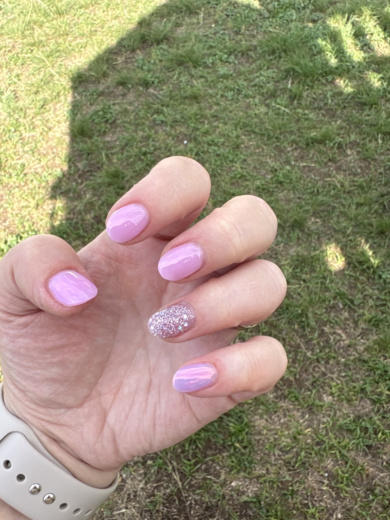 Hot Nails & Spa nail photo 6